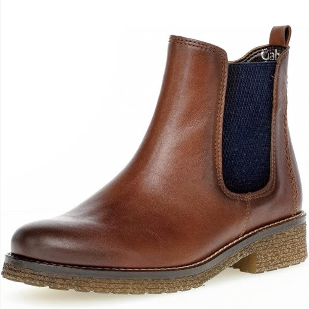 Women’s GABOR 92.701 Chelsea Boot in size US 6.5 UK 4
Brand New with tags